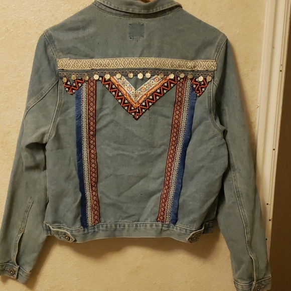 Jean jacket - Picture 3 of 4